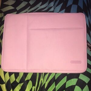 ✨🆕BNWOT!MostoSo Brand Light Pink Laptop/Tablet/Docs/etc Case!💼